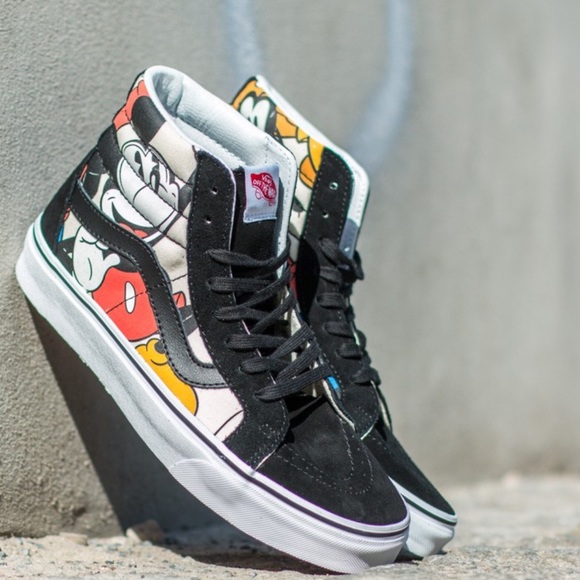 VANS LIMITED EDITION Disney x Sk8-Hi 'Mickey and Friends - Picture 1 of 9
